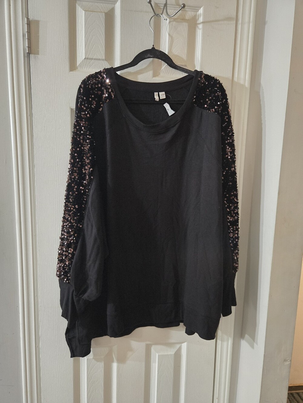 Nwt 26/28w Cato knit blouse sequin sleeves